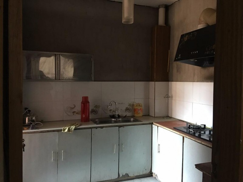 东方天韵+简单装修+领包入住+临近光彩四期，安庆七街+急租